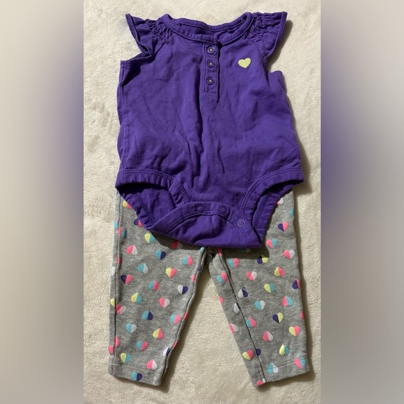 Colorful Outfits / Sets 3m - Picture 5 of 7